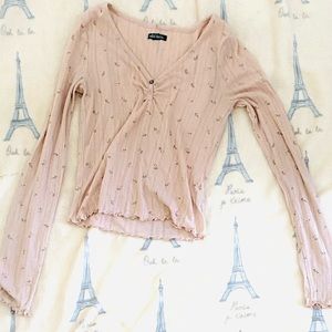 Cute light pink flower top from Wild Fable Sizing (XS!)